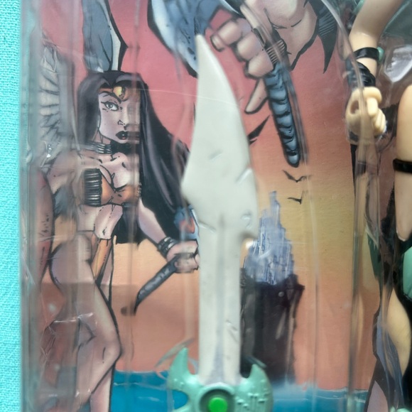 Mercy Figure - Picture 4 of 6